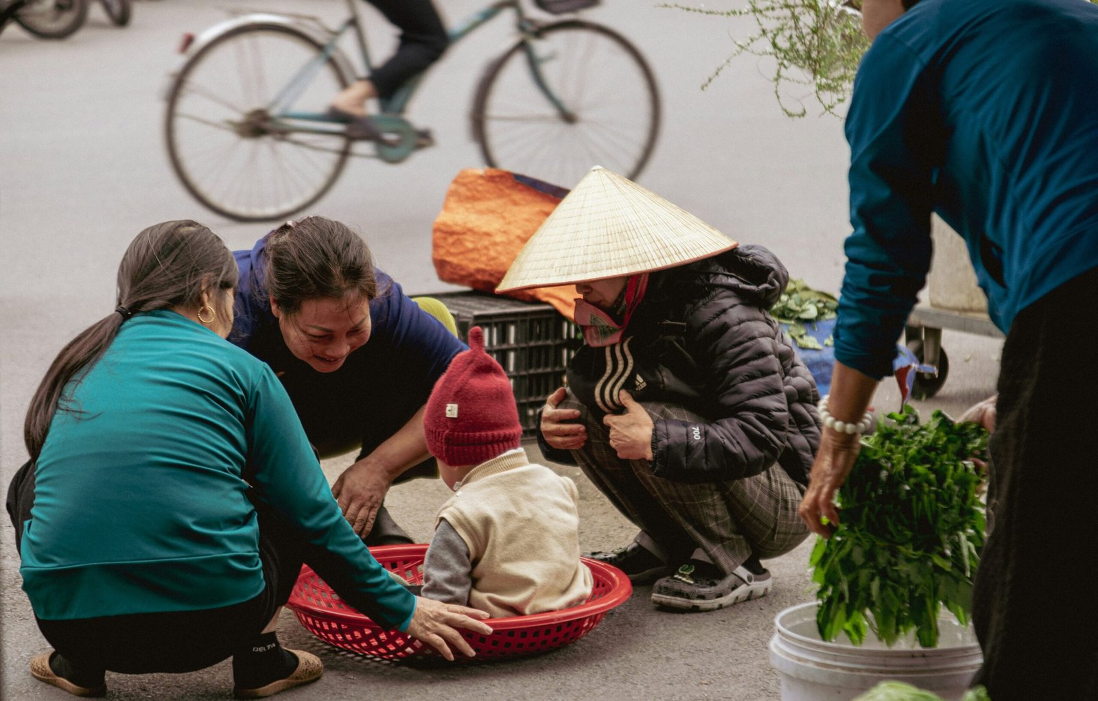 Luxury Vietnam experience – cooking class Hanoi home kitchen