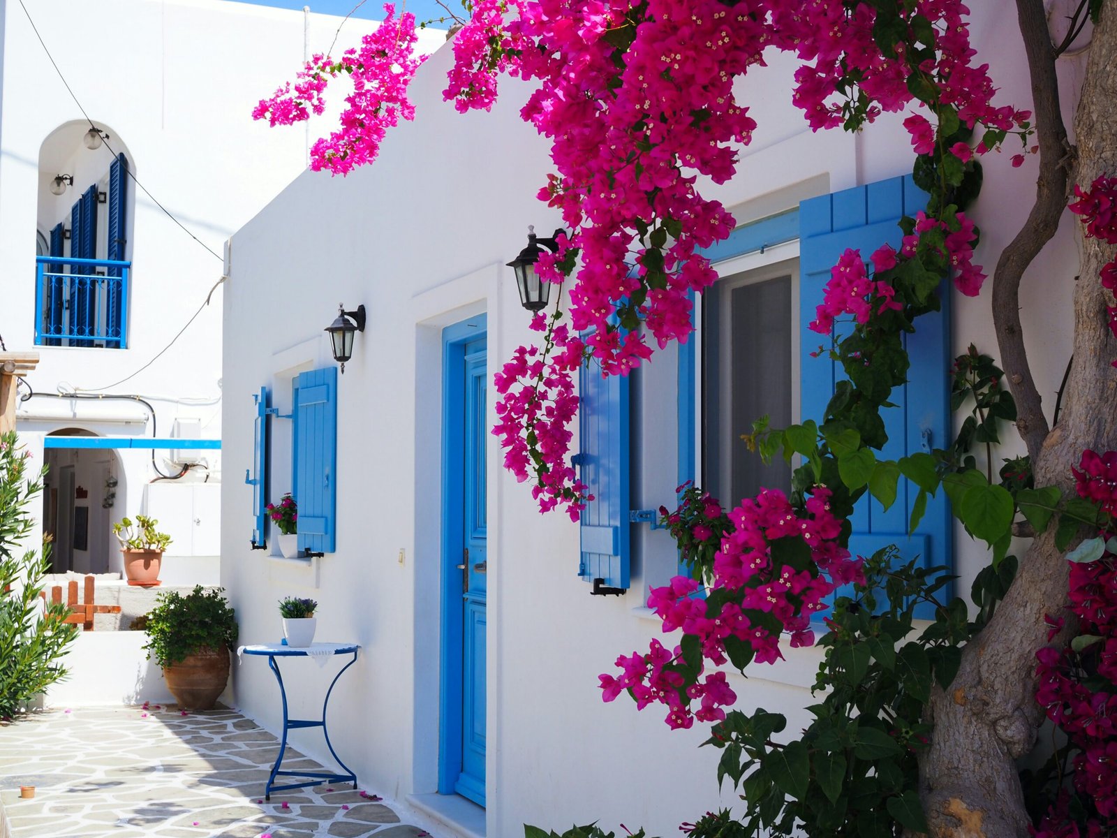 Luxury Mediterranean travel – Greek islands and Dalmatian Coast