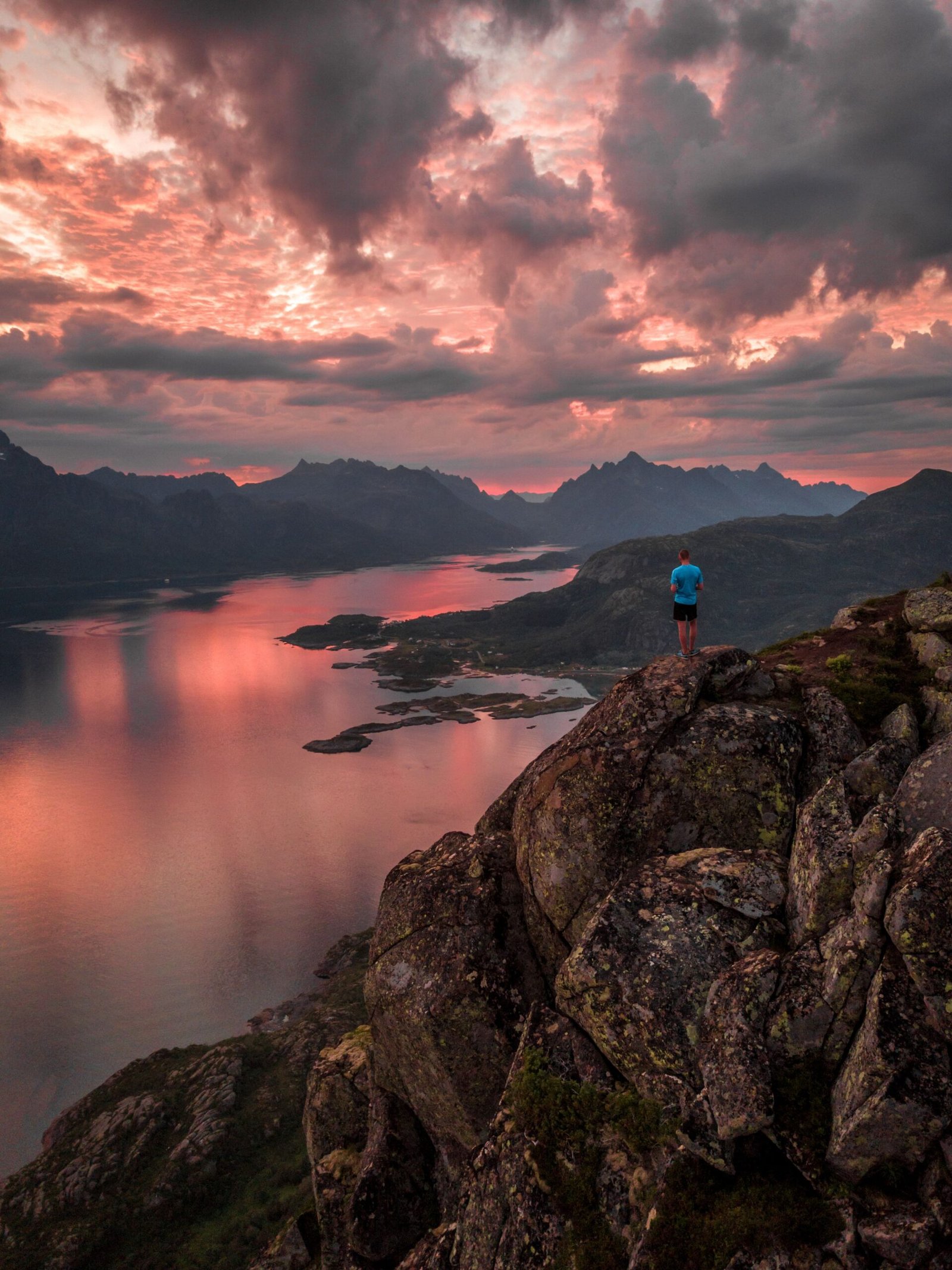 Luxury Scandinavia travel — Lofoten Islands hiking, Norway